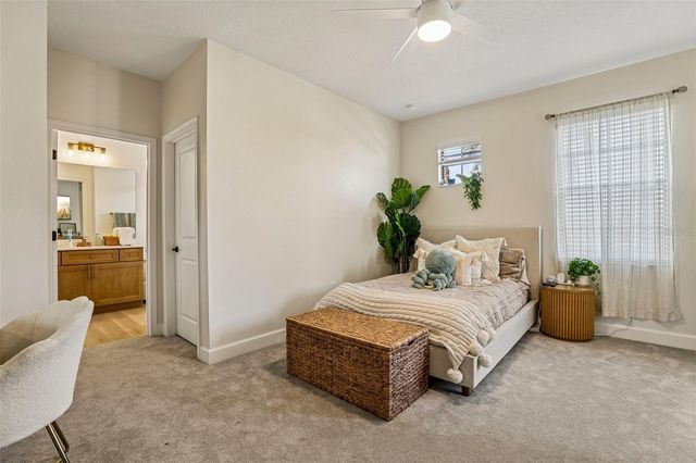 5785 SAYBROOK CIRCLE, Sanford, FL 32771