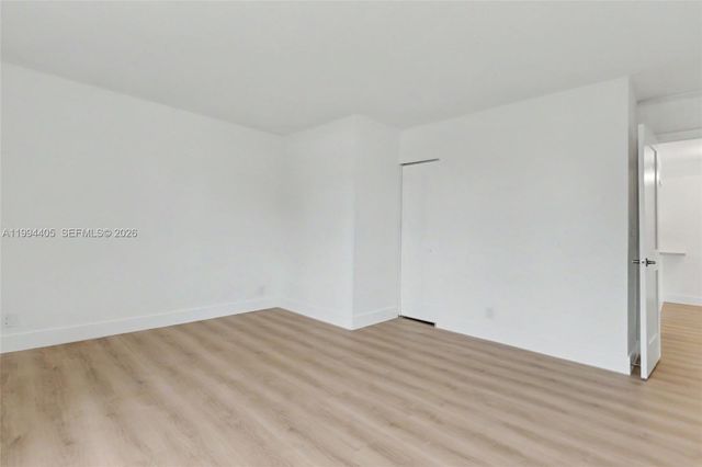 1220 71st St 35, Miami Beach, FL 33141