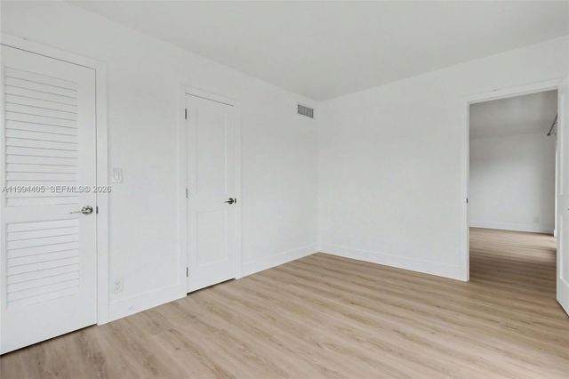 1220 71st St 35, Miami Beach, FL 33141