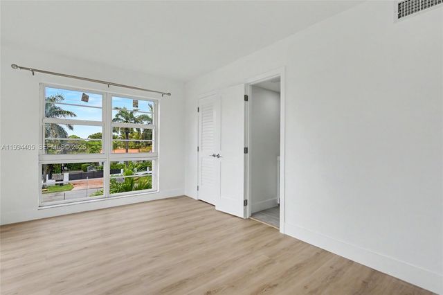 1220 71st St 35, Miami Beach, FL 33141