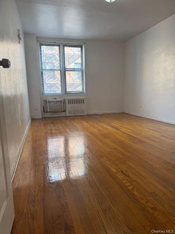 83-30 Vietor Avenue 422, Elmhurst, NY 11373