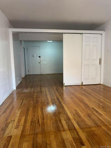 83-30 Vietor Avenue 422, Elmhurst, NY 11373