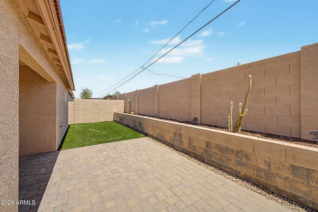 423 W ALICIA Drive, Phoenix, AZ 85041