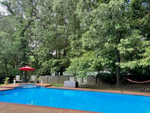 9551 FOX HILL CIR, Germantown, TN 38139