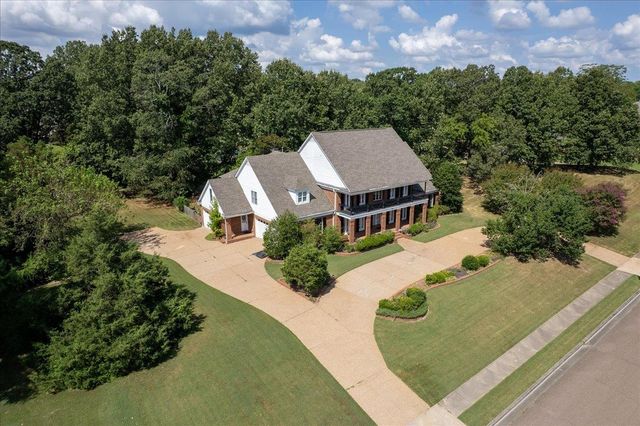 9551 FOX HILL CIR, Germantown, TN 38139