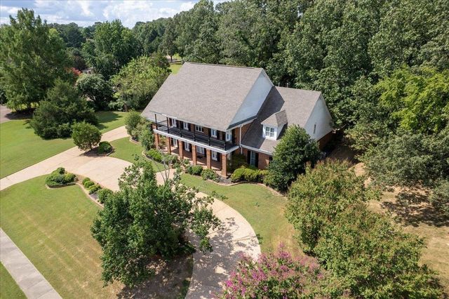 9551 FOX HILL CIR, Germantown, TN 38139