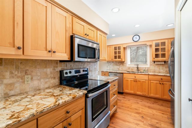 30 Esmeralda Place, Hot Springs Village, AR 71909