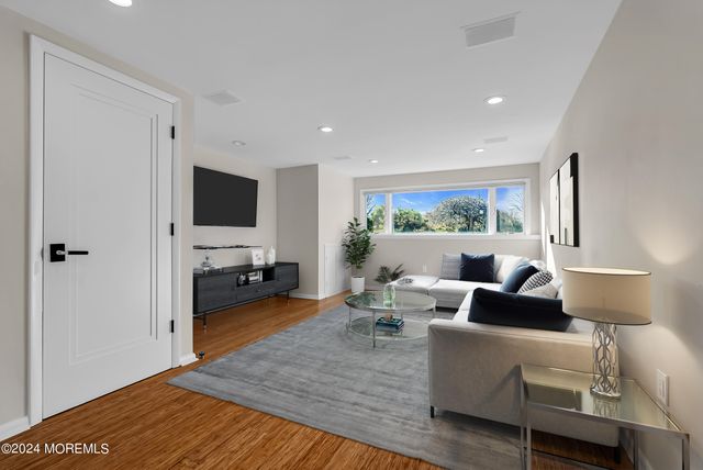 215 Hollywood Avenue, Long Branch, NJ 07740