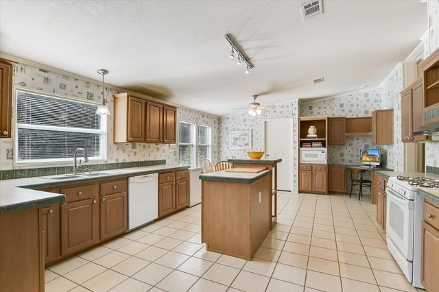 5300 Fischer Store RD, Wimberley, TX 78676