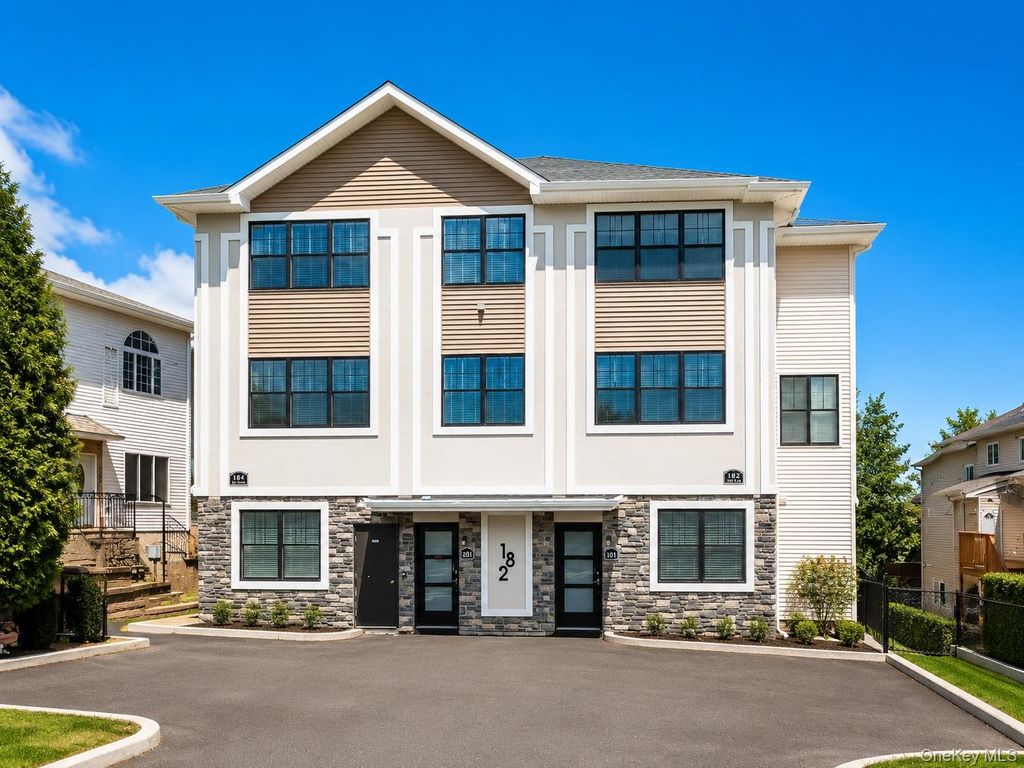 182 Blauvelt Road, Monsey, NY 10952