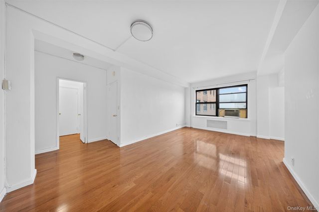 99-72 66th Rd 7F, Rego Park, NY 11374