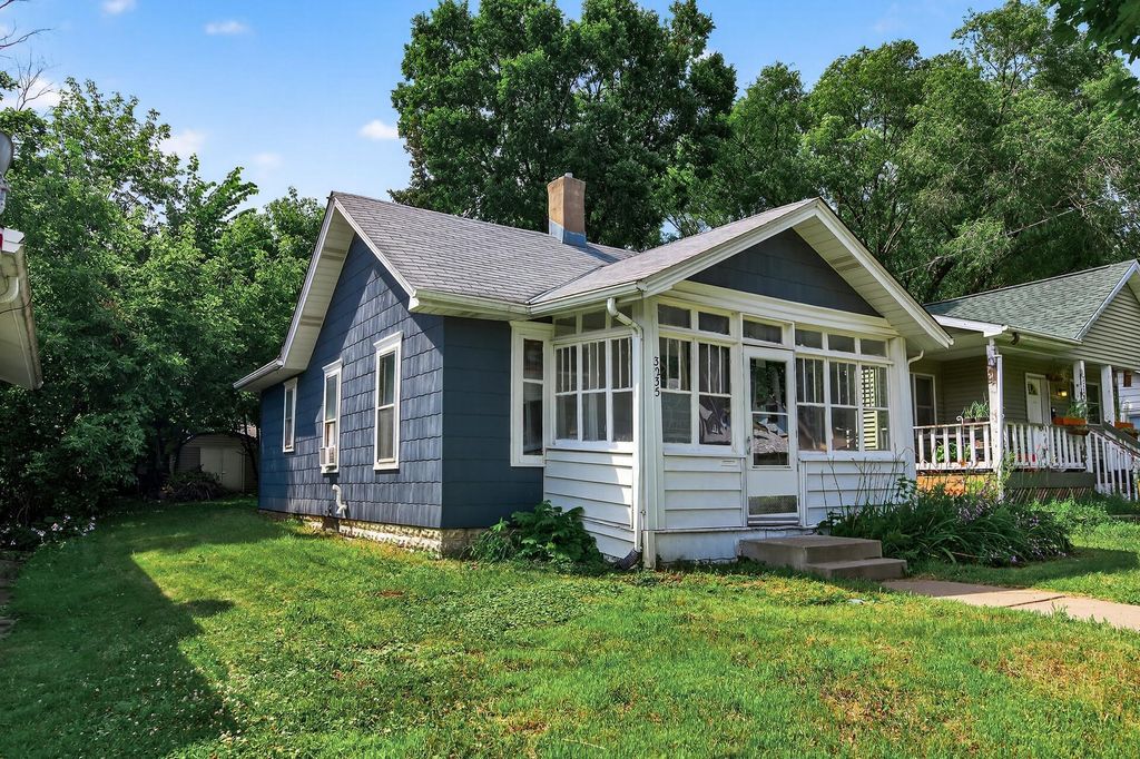 3235 Newton Avenue N, Minneapolis, MN 55412
