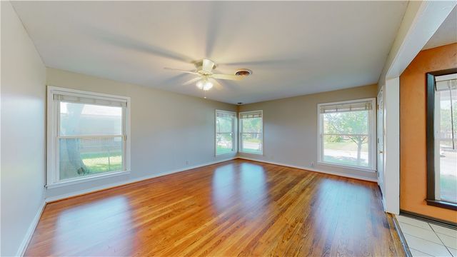 2104 Elmwood, Bryan, TX 77803