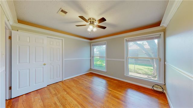 2104 Elmwood, Bryan, TX 77803