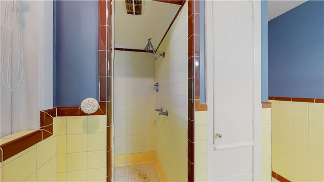 2104 Elmwood, Bryan, TX 77803