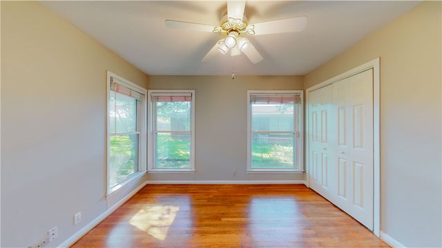 2104 Elmwood, Bryan, TX 77803