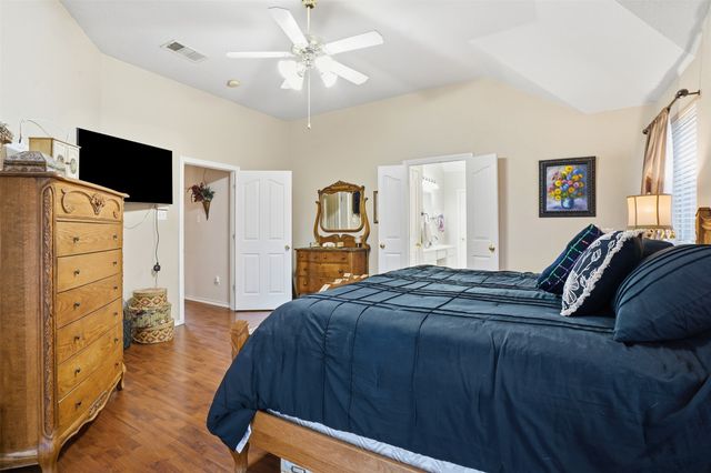 901 Dylan Court, Burleson, TX 76028