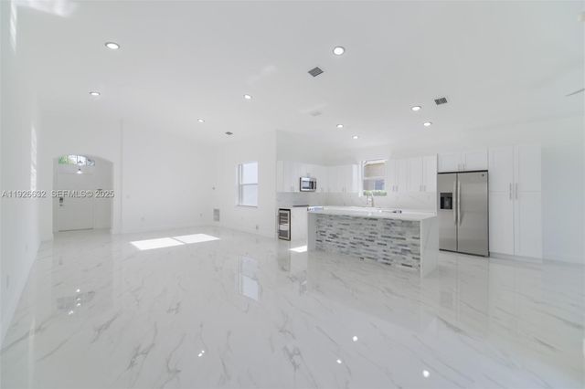 5290 SW 134th Ave ., Miramar, FL 33027