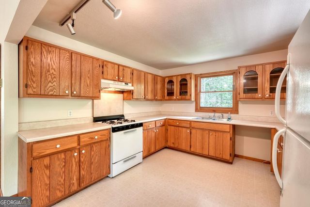 1493 Greasy Creek Road, Brasstown, NC 28902