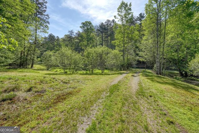 1493 Greasy Creek Road, Brasstown, NC 28902