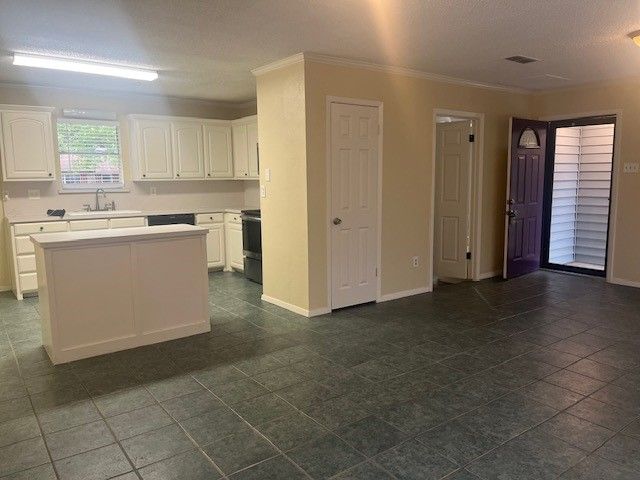 1427 Noble Street, Denton, TX 76209