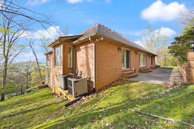 3396 Woodhaven Drive, Somerset, KY 42503