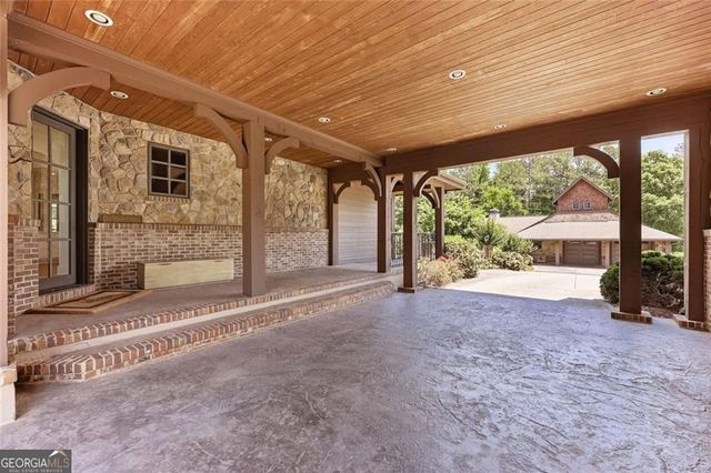 605 Carriage Avenue, Jefferson, GA 30549