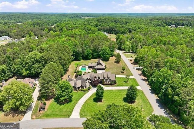 605 Carriage Avenue, Jefferson, GA 30549
