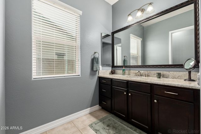 2924 E ATHENA Avenue, Gilbert, AZ 85297