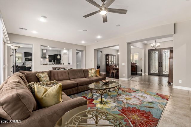 2924 E ATHENA Avenue, Gilbert, AZ 85297