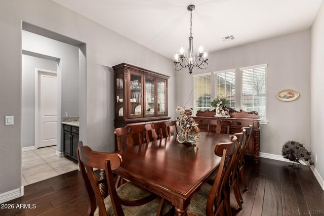 2924 E ATHENA Avenue, Gilbert, AZ 85297