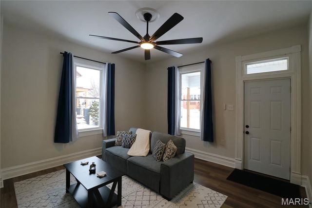 1316 N Church Street, Belleville, IL 62221