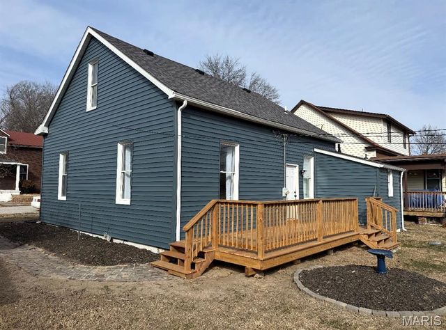 1316 N Church Street, Belleville, IL 62221