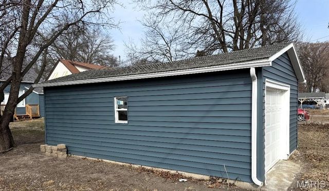 1316 N Church Street, Belleville, IL 62221