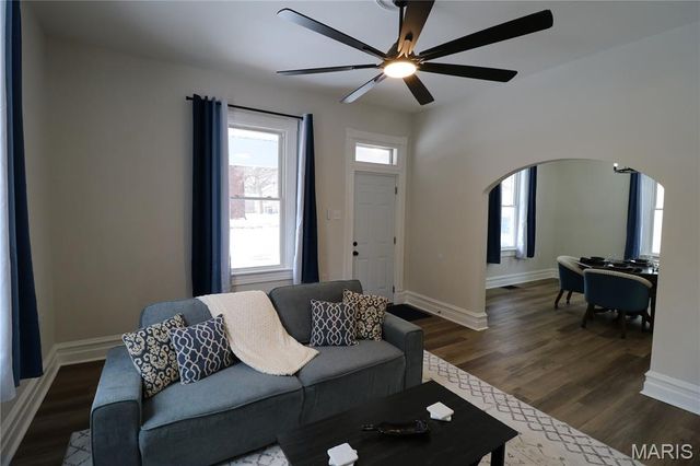 1316 N Church Street, Belleville, IL 62221