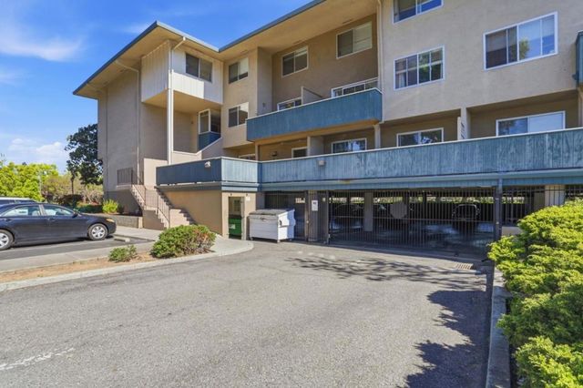 7150 Rainbow Drive 4, San Jose, CA 95129