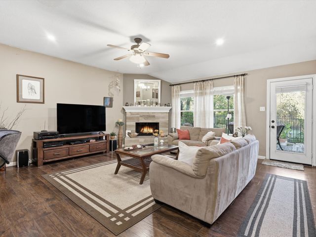 3209 Kingsbury Drive, Mckinney, TX 75069