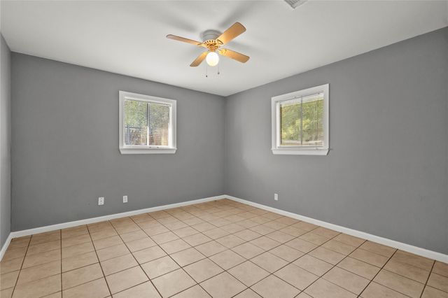 206 S Texas Street, Texas City, TX 77591