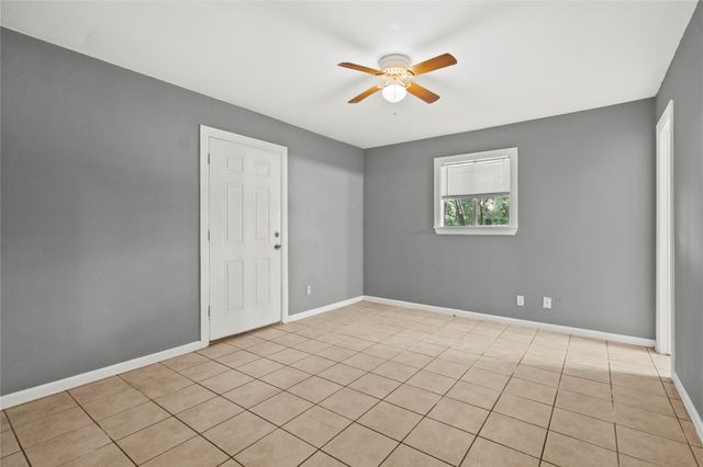 206 S Texas Street, Texas City, TX 77591