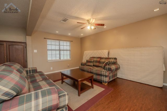 5222 JAMAICA DRIVE, Wichita Falls, TX 76310