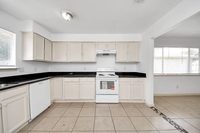 3607 Cheaney Drive, Houston, TX 77066