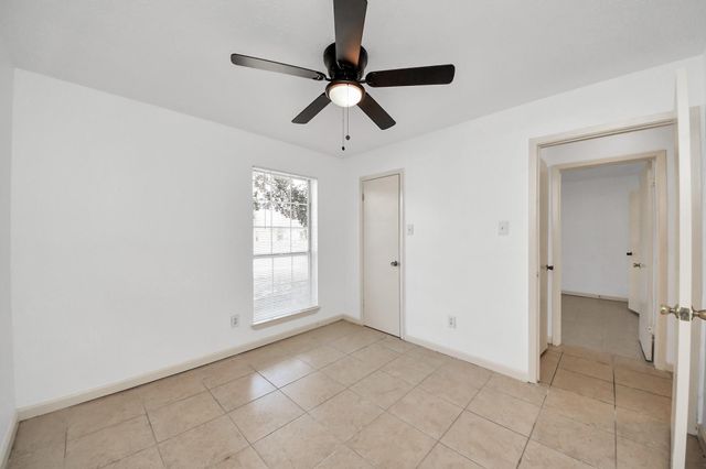 3607 Cheaney Drive, Houston, TX 77066