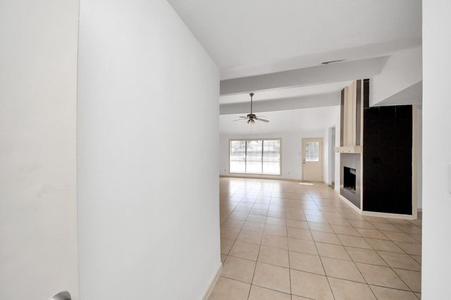 3607 Cheaney Drive, Houston, TX 77066