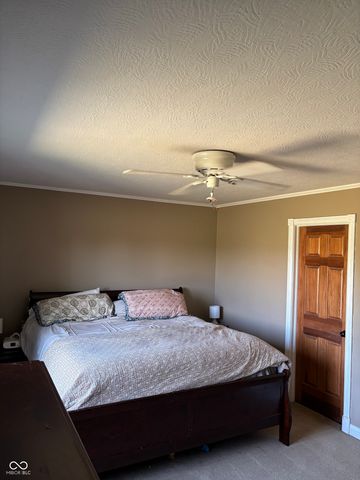 5556 W Stinemyer Road, New Palestine, IN 46163