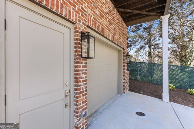 1123 Riverside Terrace, Gainesville, GA 30501