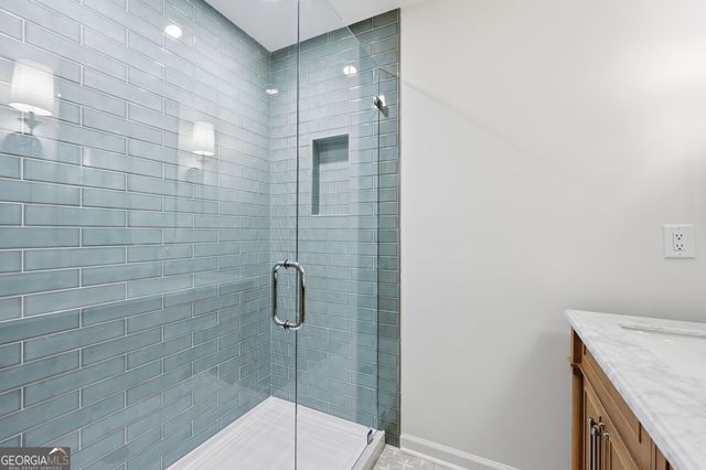 1123 Riverside Terrace, Gainesville, GA 30501