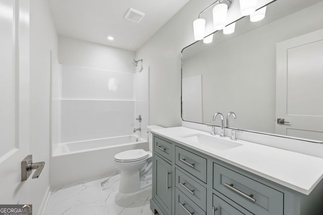 1123 Riverside Terrace, Gainesville, GA 30501