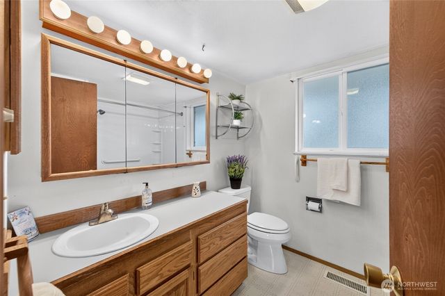 3416 Scenic Place SE, Auburn, WA 98092