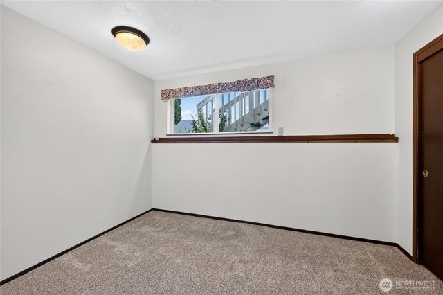 3416 Scenic Place SE, Auburn, WA 98092