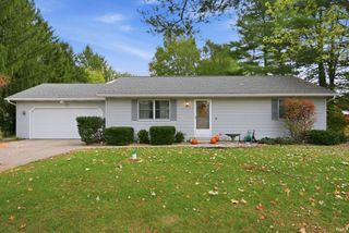 1856 S Packerton Road, Warsaw, IN 46580